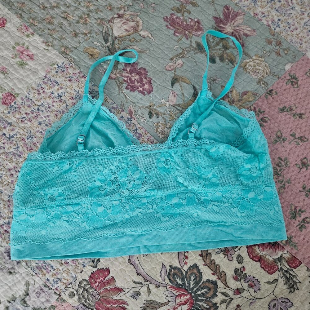 Victoria Secret Lace Bralette - Picture 3 of 5
